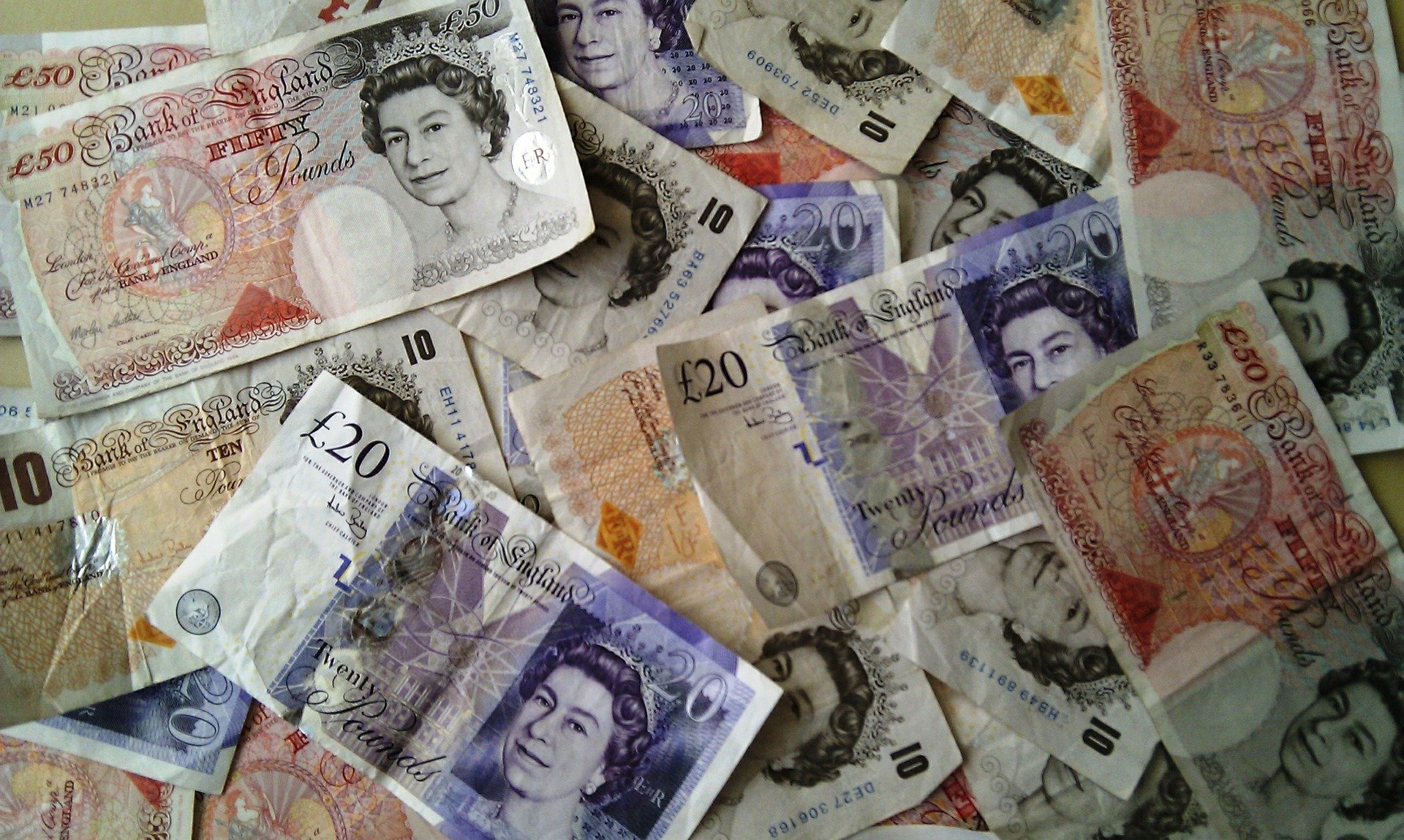 UK financial regulator failed to prosecute half of money-laundering criminal probes