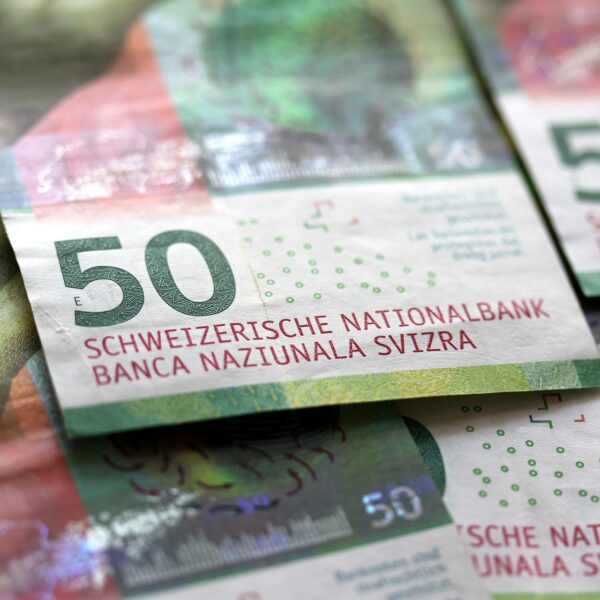 Leaked Letters Give Insight Into Anti-Money Laundering Gaps at Swiss Bank Reyl